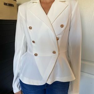 Lovely blaze long sleeve. Detail in the middle